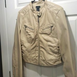Beige/ Cream Medium Jacket